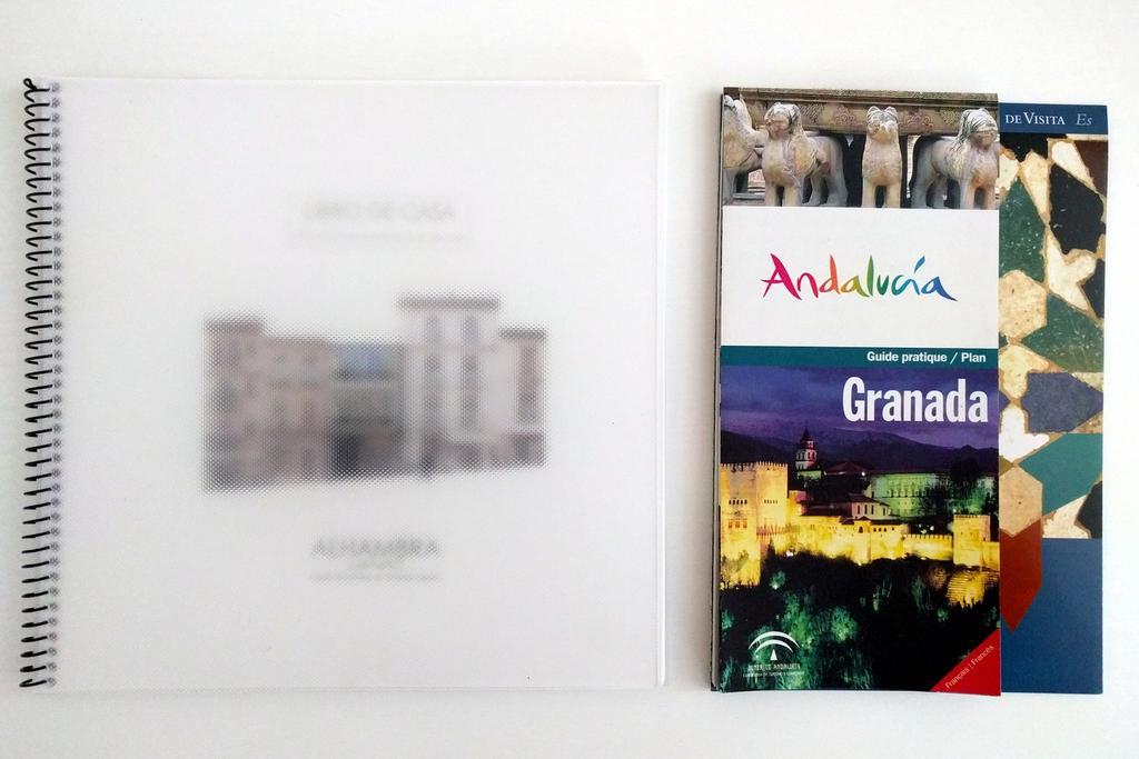 Alhambra Slowhomes Granada Bagian luar foto